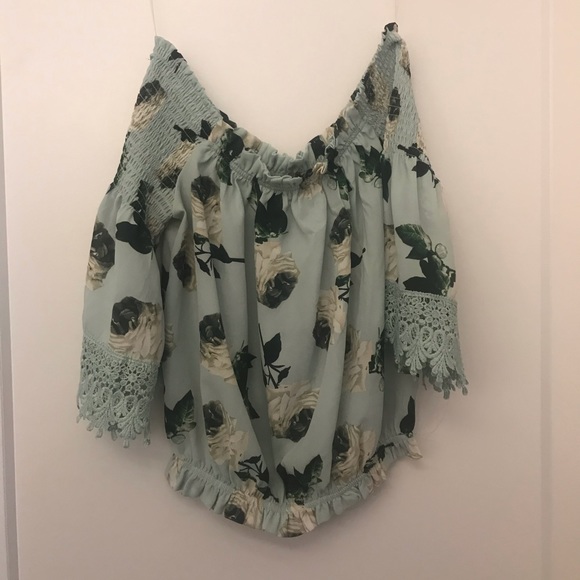 Off the shoulder blouse - Picture 2 of 2